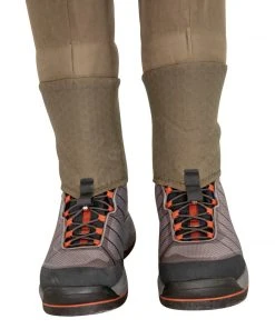 Wading Simms Men's Flyweight Stockingfoot Waders - Closeout